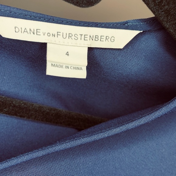 Diane Von Furstenberg Navy Blue V Neck Dress - Picture 7 of 8